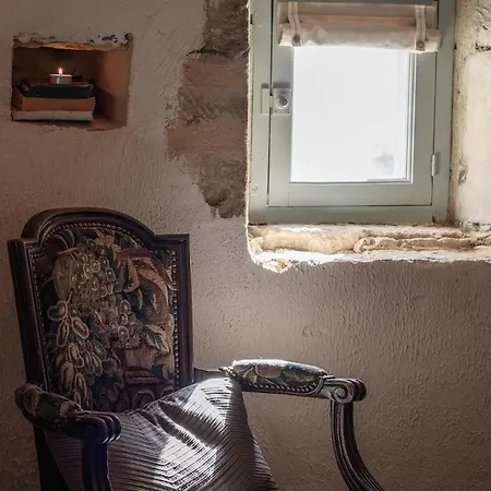 Romantic Dovecot Near Germain De Belves * Saint-Germain-de-Belvès