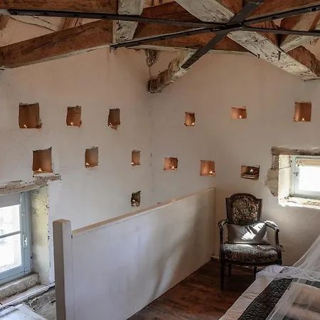 Σπίτι διακοπών Romantic Dovecot Near Germain De Belves