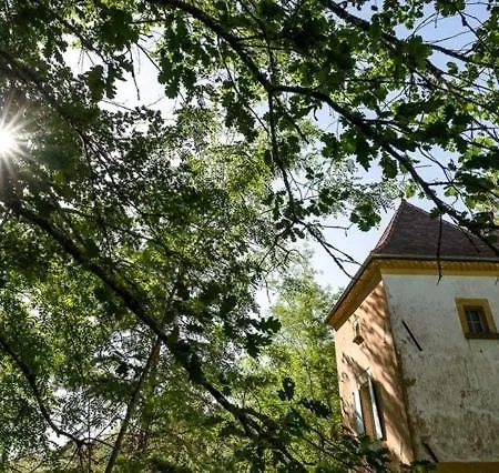 Romantic Dovecot Near Germain De Belves Saint-Germain-de-Belvès