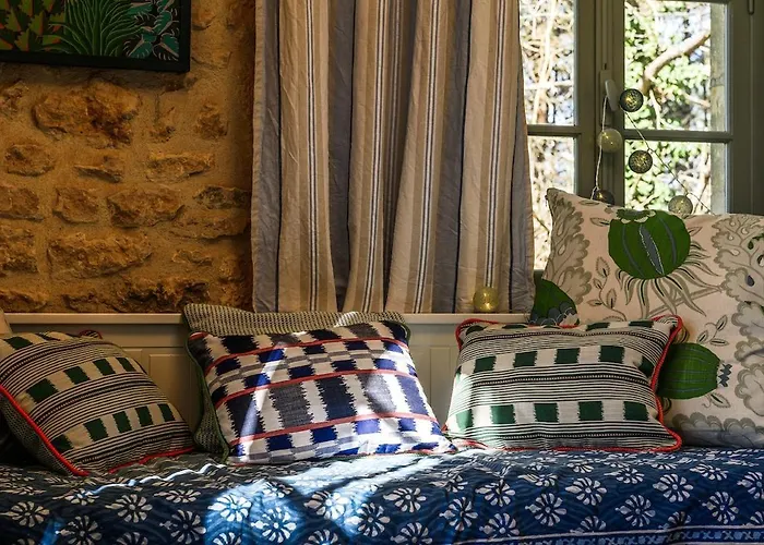 Romantic Dovecot Near Germain De Belves * Saint-Germain-de-Belvès