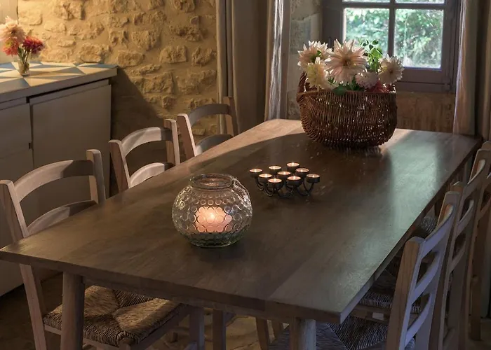 Romantic Dovecot Near Germain De Belves * Saint-Germain-de-Belvès